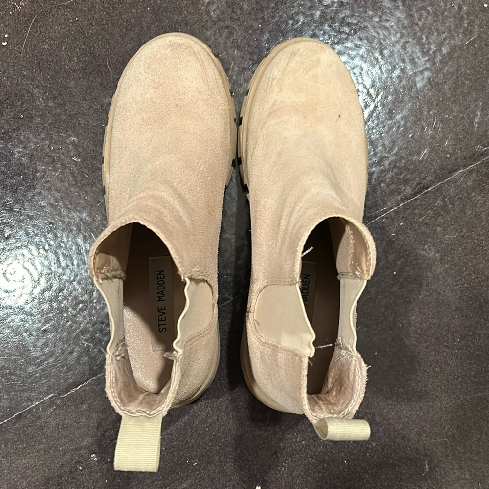 Steve Madden Howler Chelsea Boots